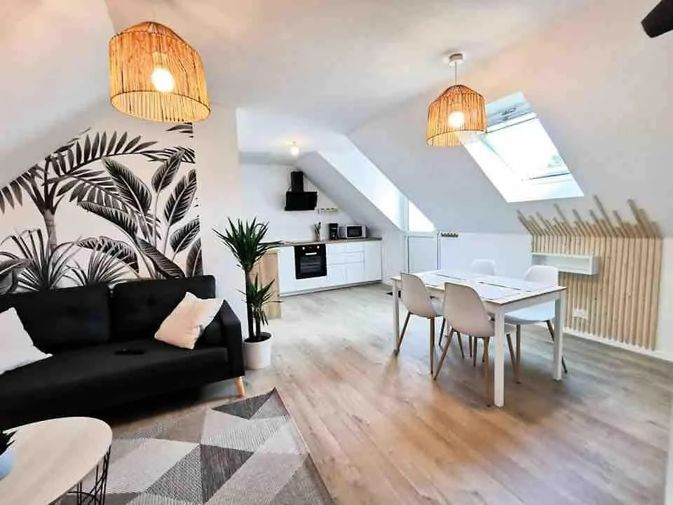 Appartement Deux Chambres Avec Balcon Et Petite Terrasse Pont-de-Buis-les-Quimerch